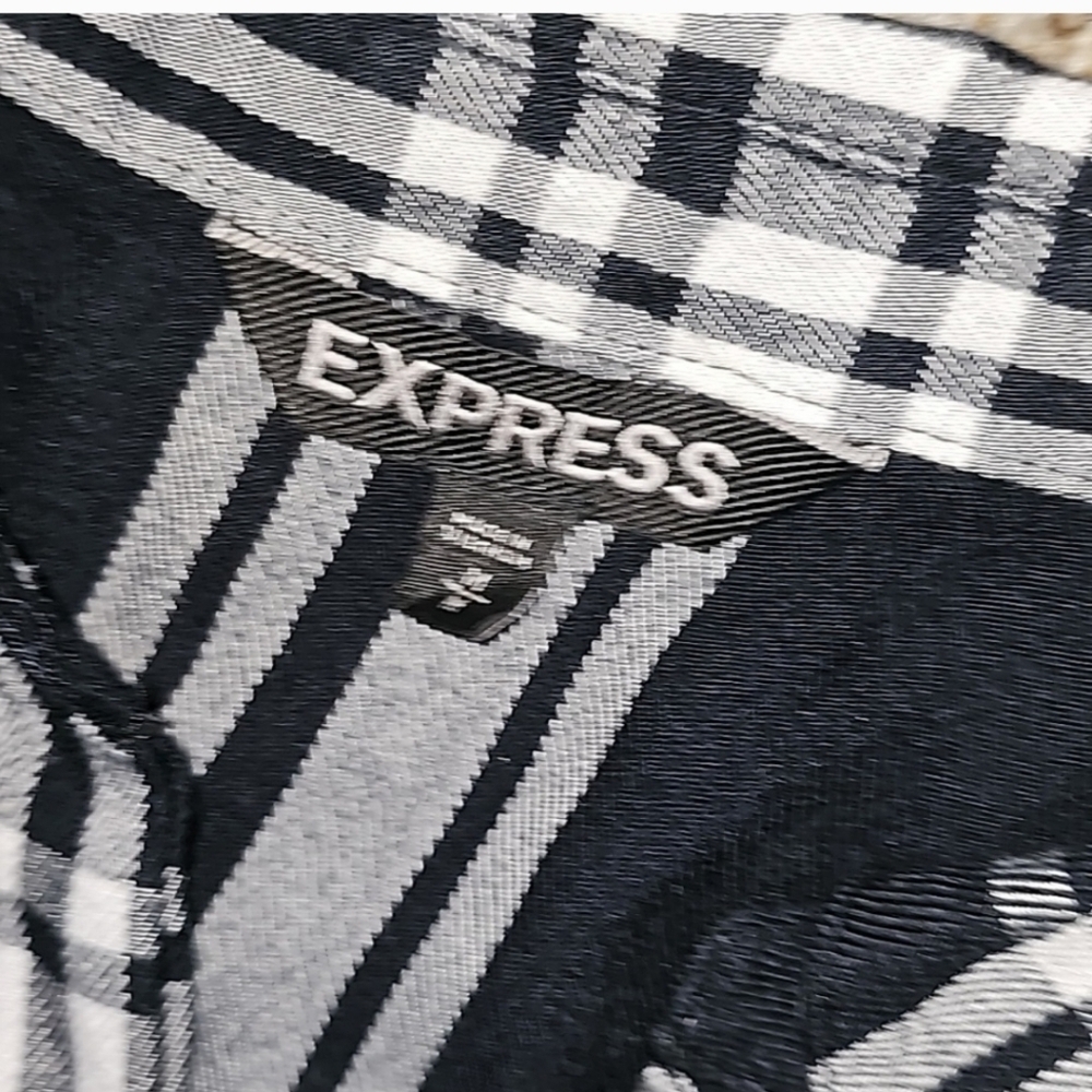 Express Button Down Top - Picture 2 of 5